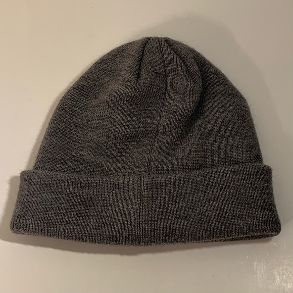 🏂 JORDAN BRAND LOGO YOUTH GREY KNIT CUFFED BEANIE TOQUE HAT 🏂 - Picture 2 of 7